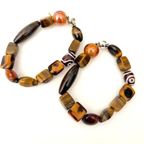 Pair of glass, bead and tiger's eye beaded stretch bracelets - Picture 10 of 12